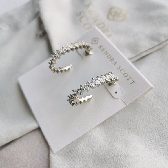 Kendra Scott Juliette Silver White Crystal Oval Hoop Earrings w/ dust bag - Picture 2 of 4